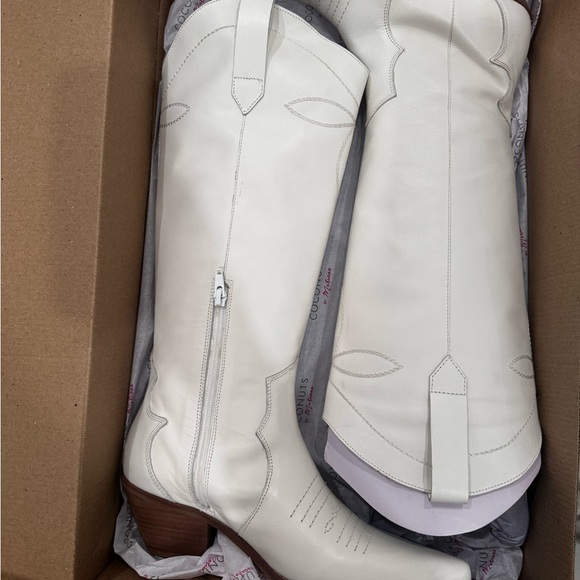 Coconuts by Matisse Allegra Western Boot White - Picture 1 of 4